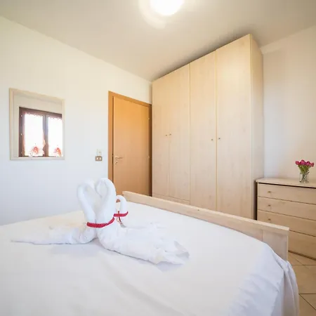 Apartment Gardappartamenti - Cascinale With Terrace *